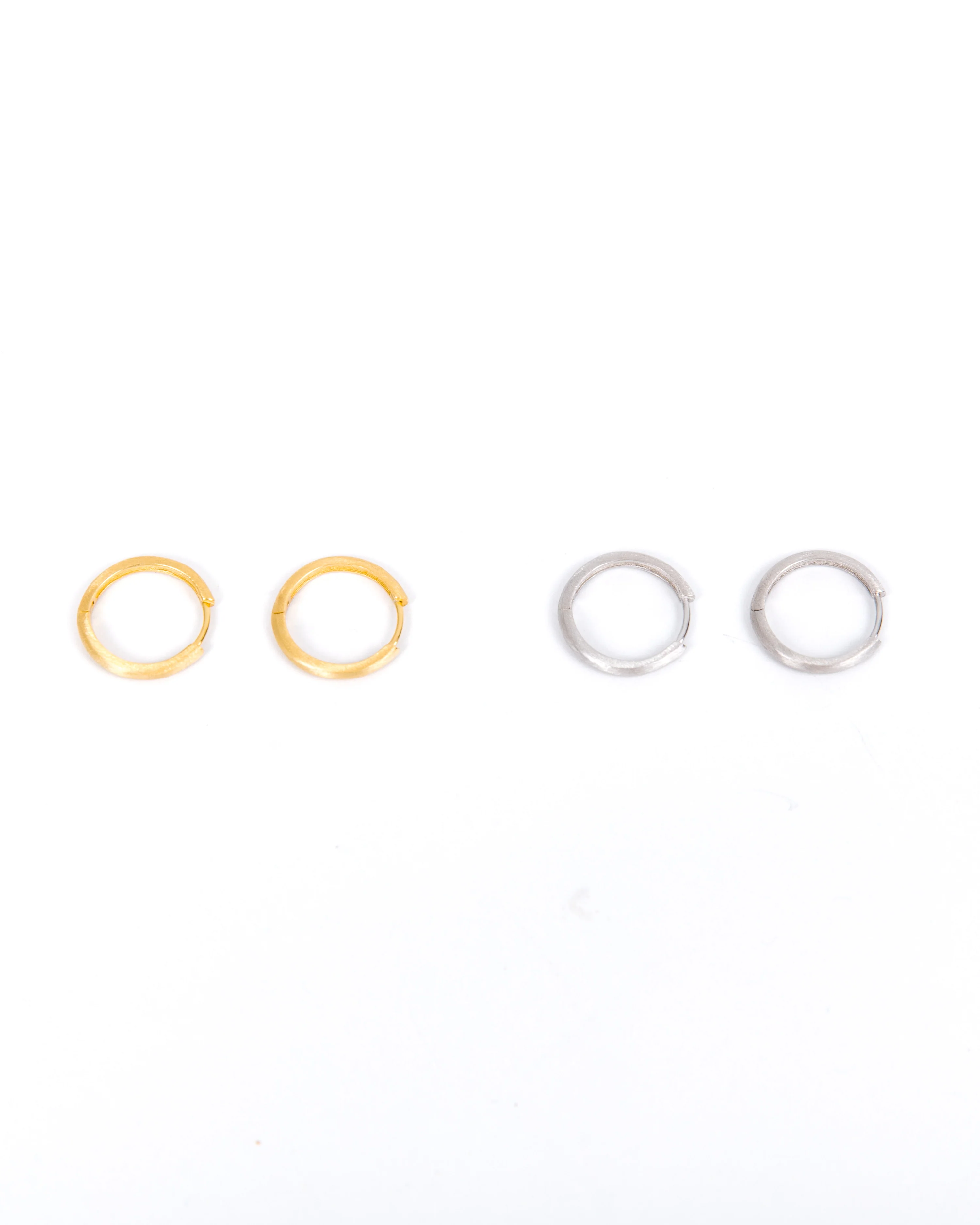 16 mm Matte Huggies - Image 16