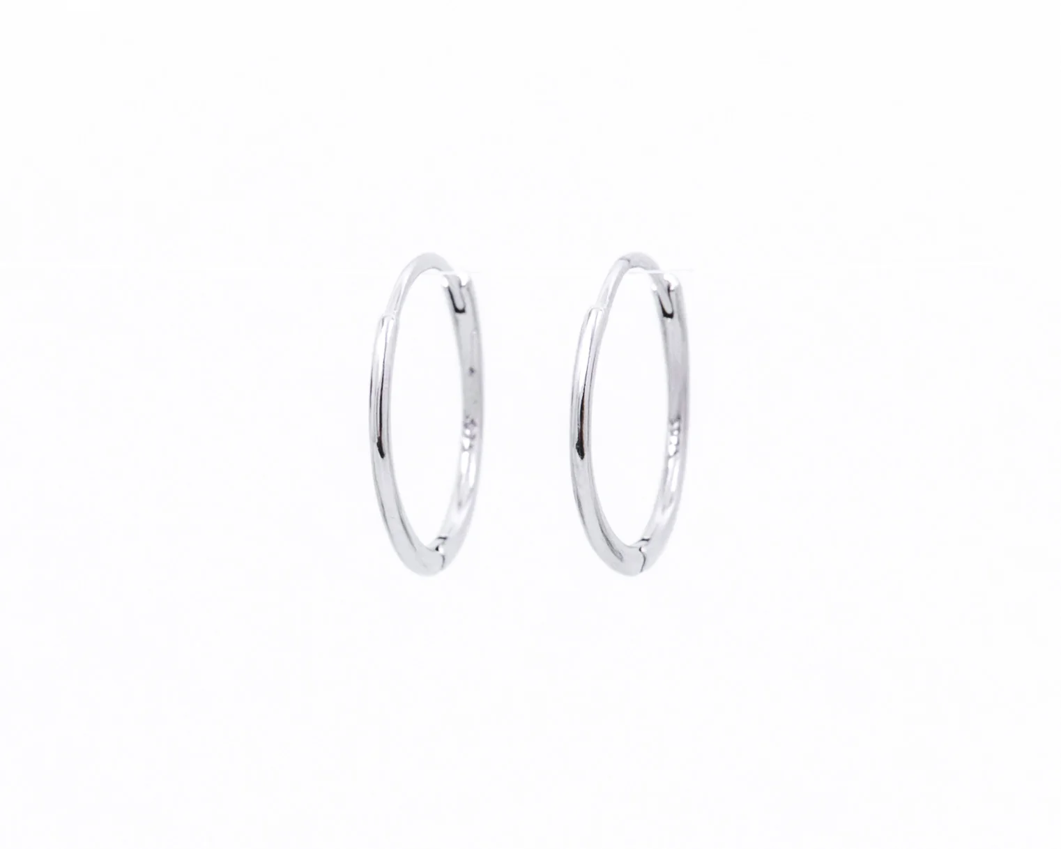 18 mm Sleek Huggies - Image 8