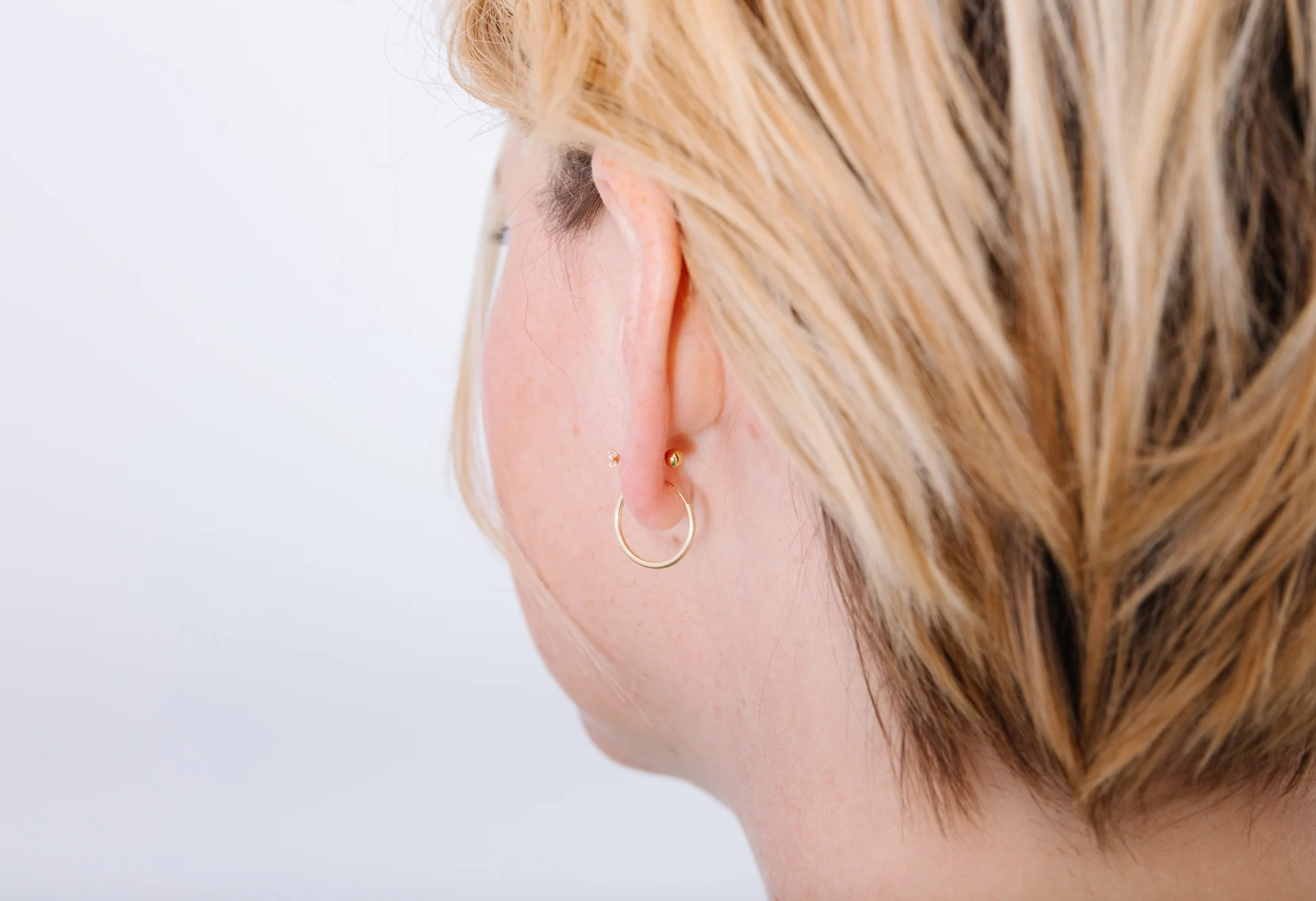 2.5 mm Diamond Screwbacks - Image 6