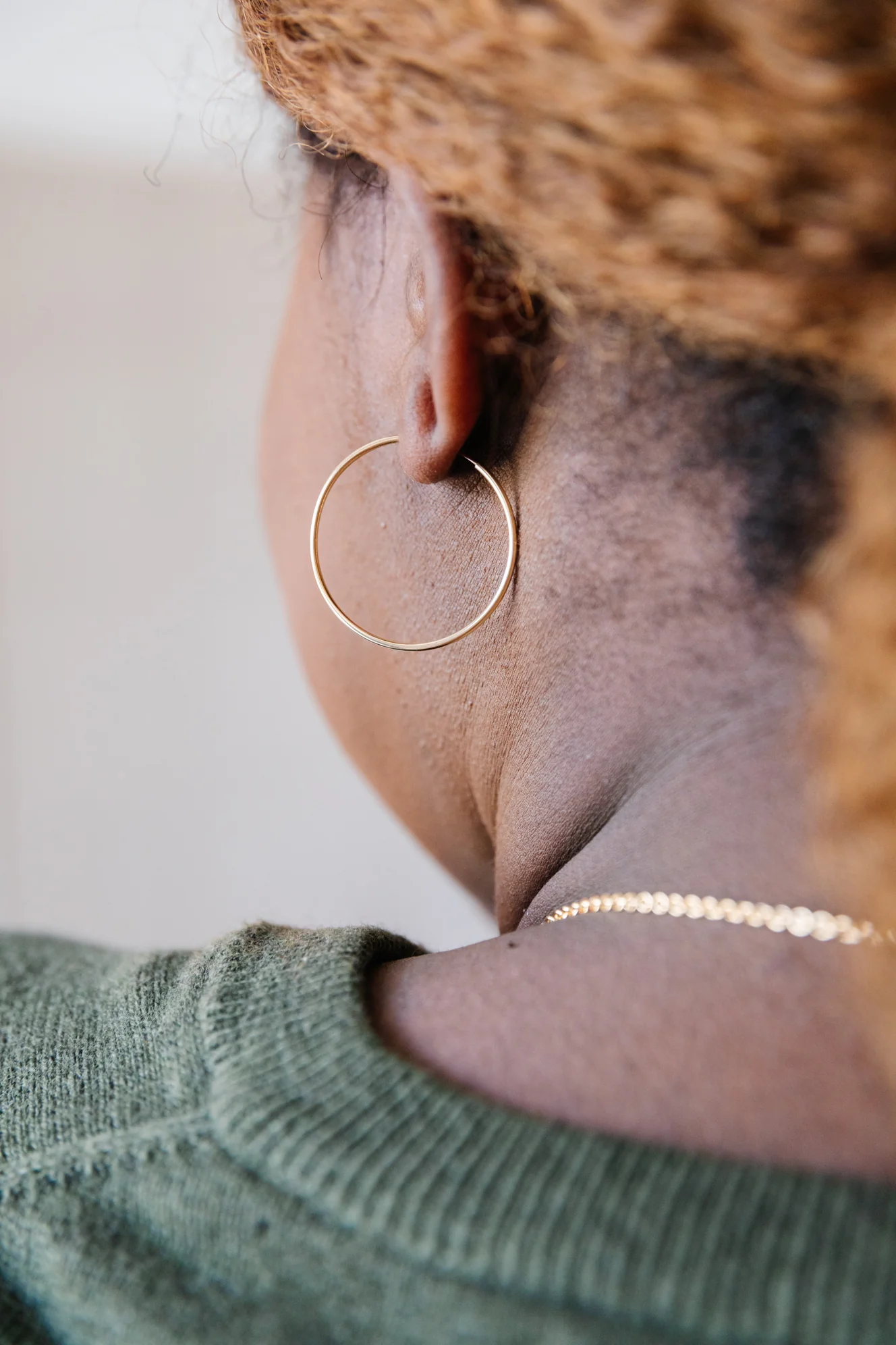 Medium Classic Hoops (30 mm) - Image 4