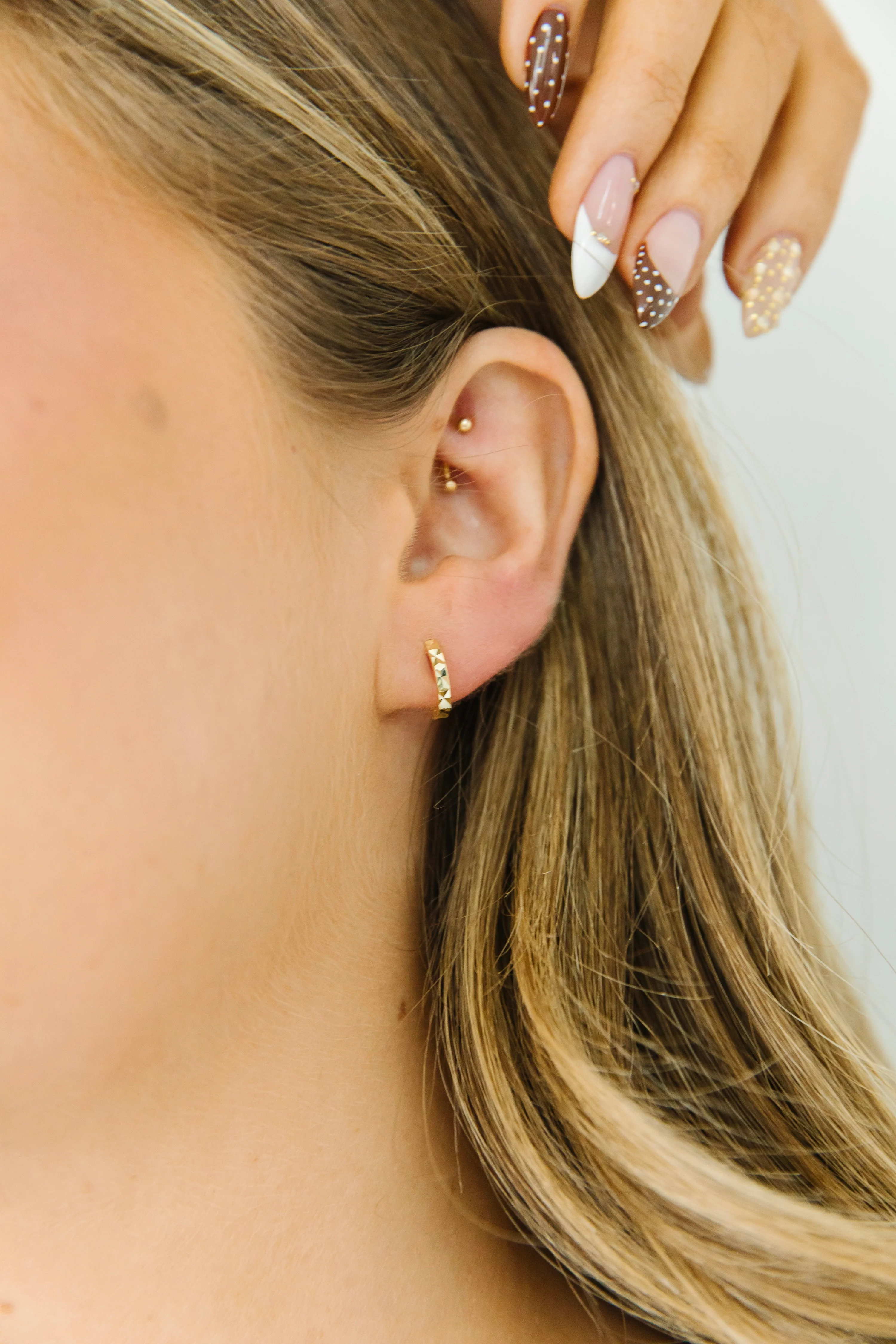 Hoop of the Month - Image 10